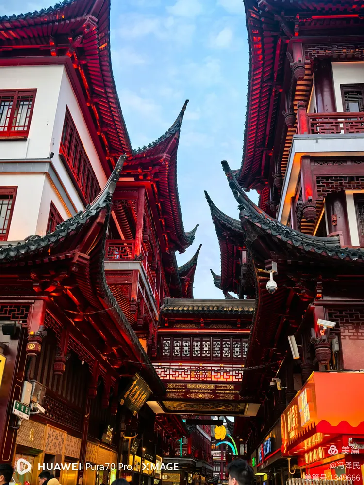 列出如下10个上海的小吃街