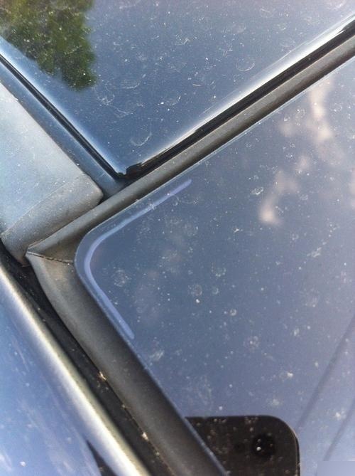 天然玻璃有气泡吗天然玻璃有哪些特征